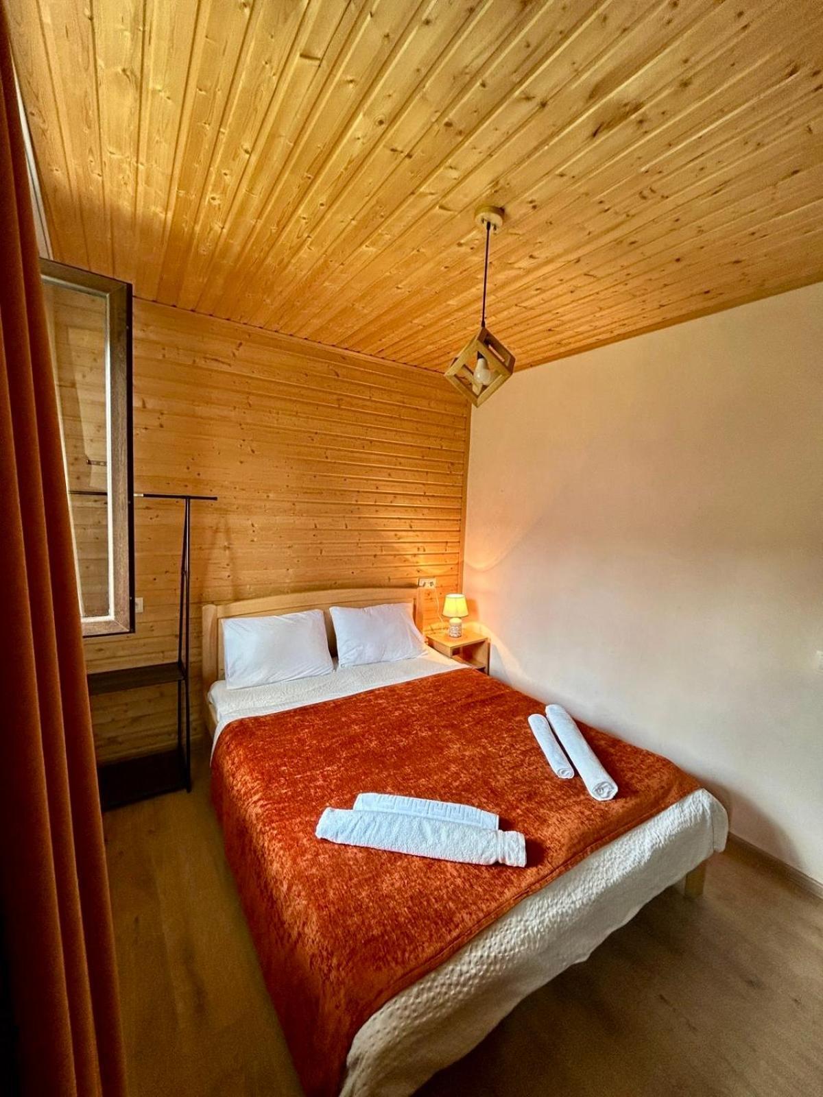 Guest House Keti Margiani Mestia Esterno foto