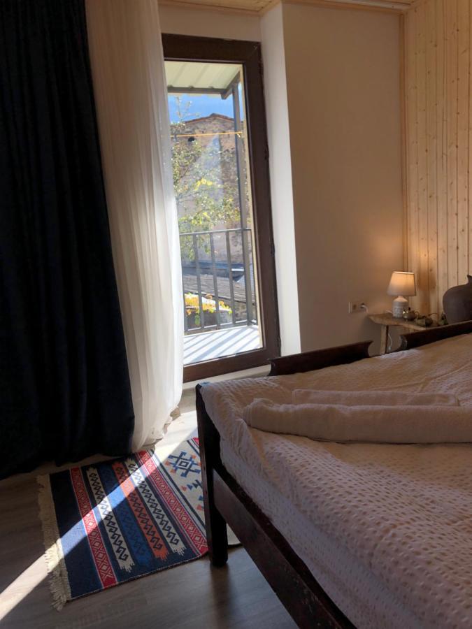 Guest House Keti Margiani Mestia Esterno foto